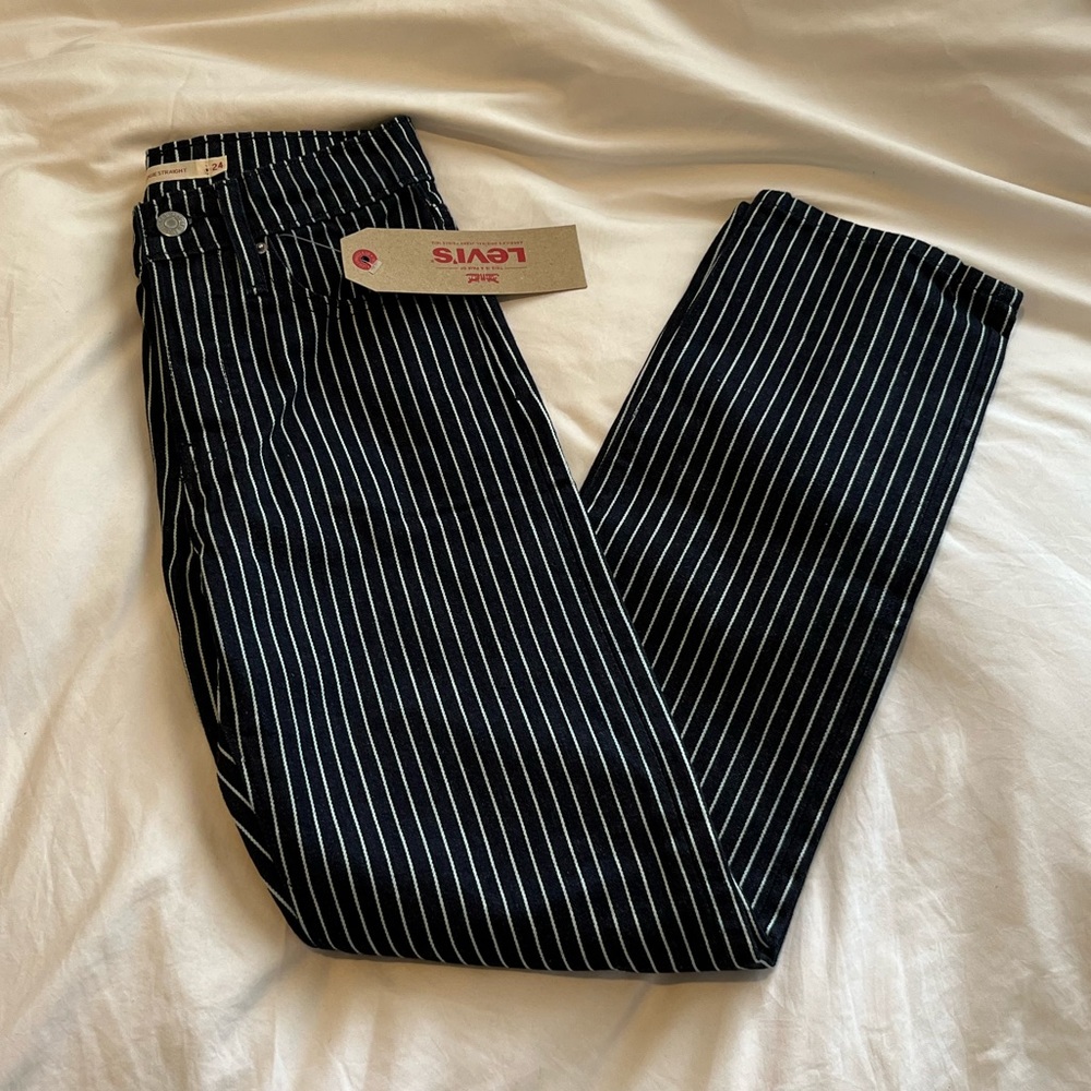 Levi’s wedgie straight jeans